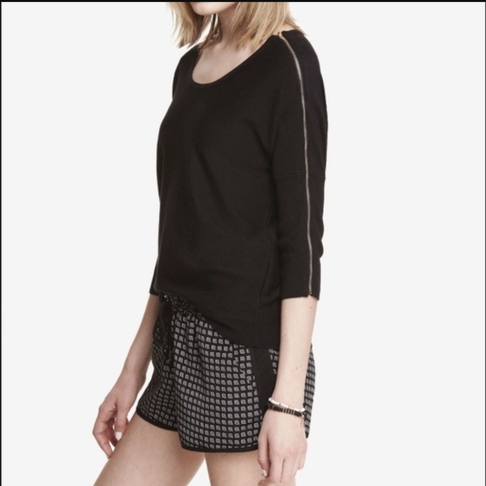 Express Sweater - Picture 8 of 8